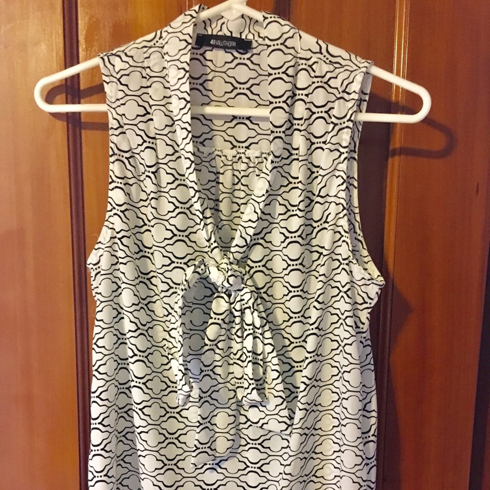 41Hawthorn Patterned Tie-Neck Tank